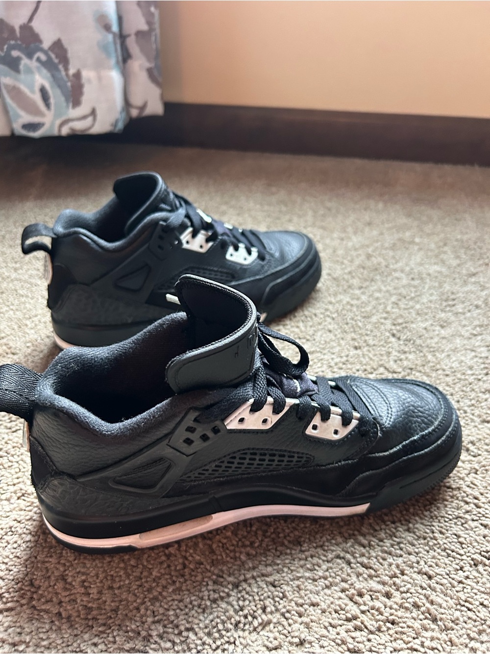 Jordan Spizike Low- Big Boys grade school - Picture 5 of 10